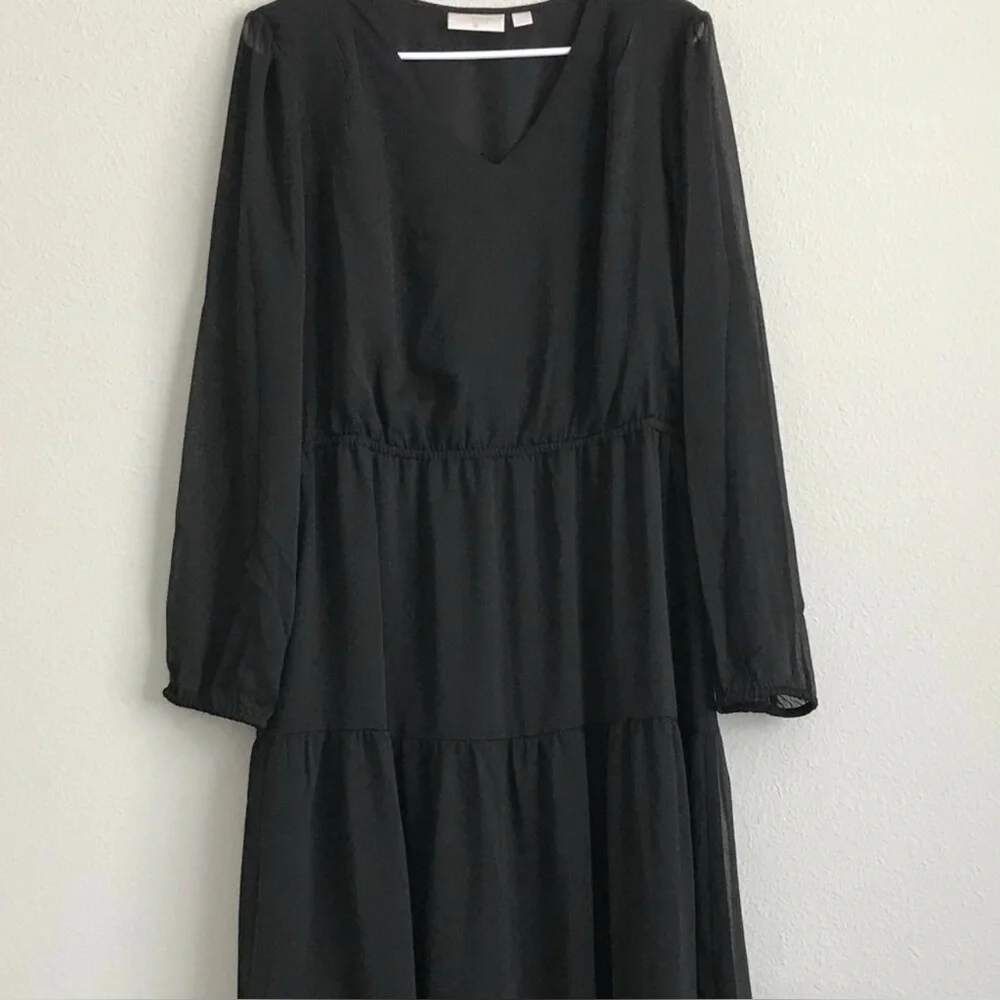 NWOT BELLE BY KIM GRAVEL BLACK BORN TO WANDER DRESS SIZE MEDIUM - Picture 2 of 3